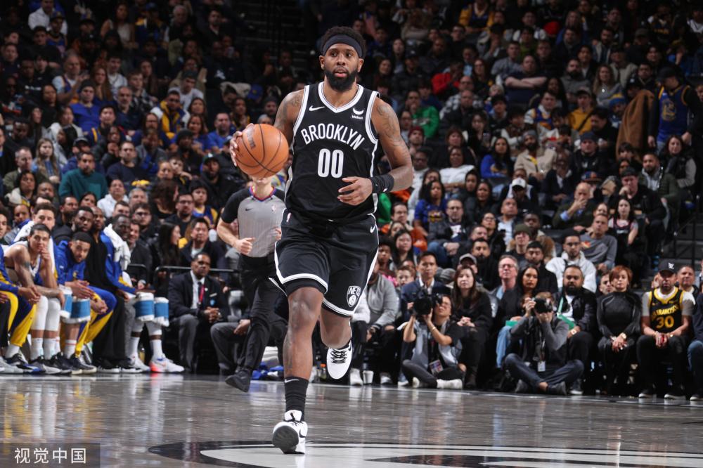 随着年轻球 随着年轻球