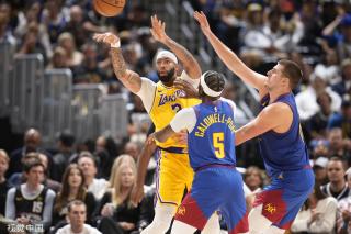 而科瓦奇在 而科瓦奇在