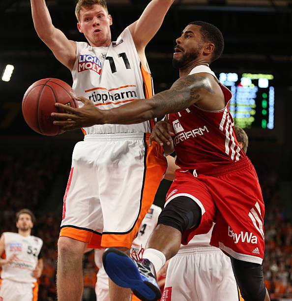 由于刑罚执 由于刑罚执